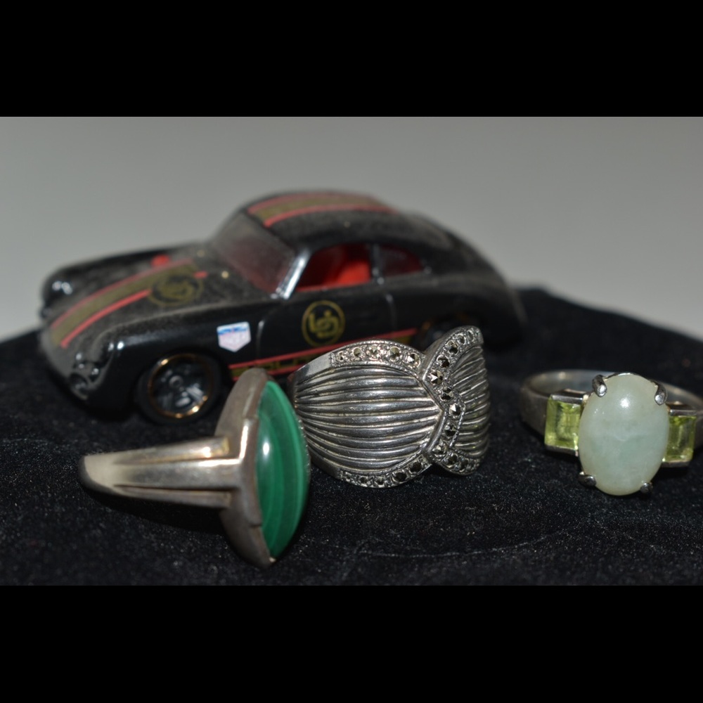 Rings - Picture 2 of 5